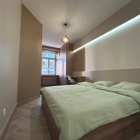 Apartment New Modern Comfort In The Heart Of Bratislavas Old Town *